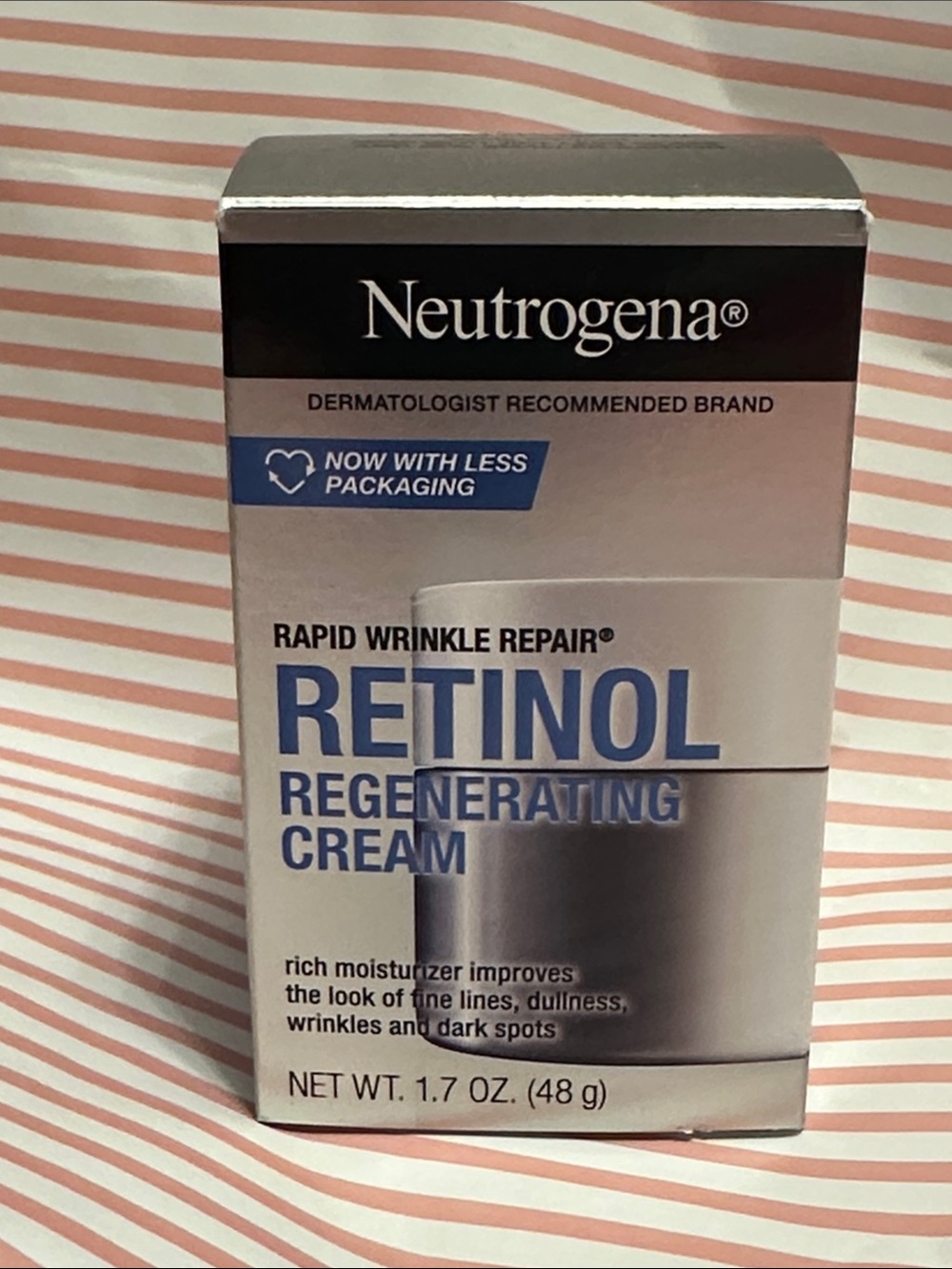 Neutrogena Retinol Regenerating Cream - 1.7 OZ 48g